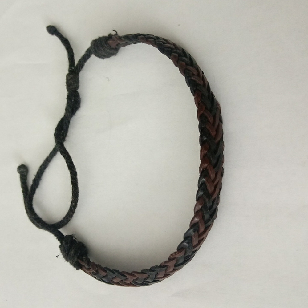 Leather bracelet